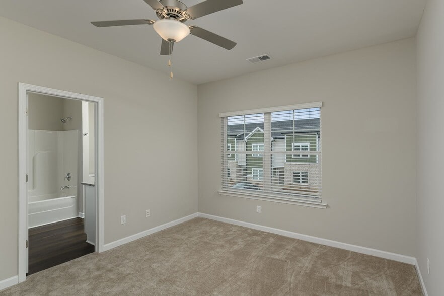 More Photos Of 7521 Middle Valley Rd, Hixson Apartments For Sale