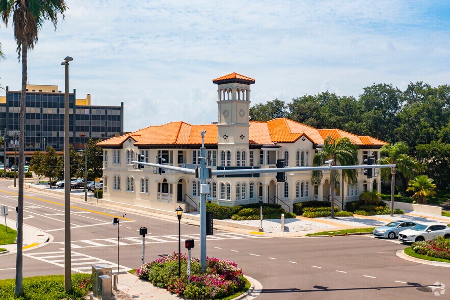 Primary Photo Of 2905 Bayshore Blvd, Tampa Office For Lease