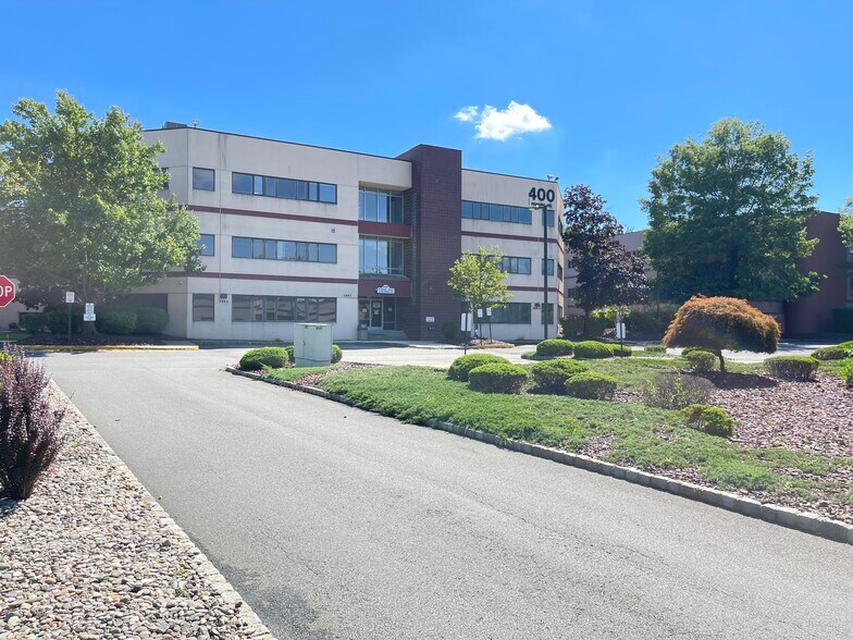 More Photos Of 400 Perrine Rd, Old Bridge Medical For Lease