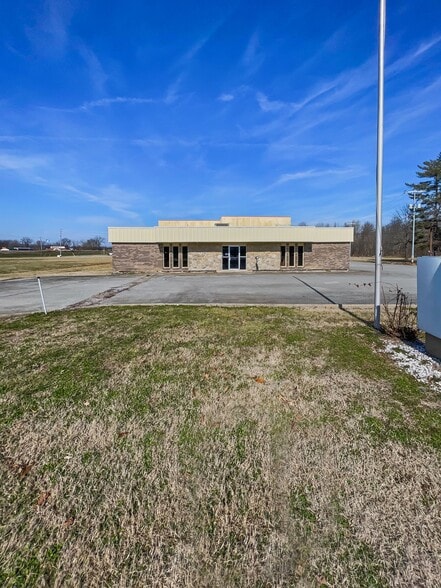 More Photos Of 104 Wheeler St, Portland Distribution For Sale