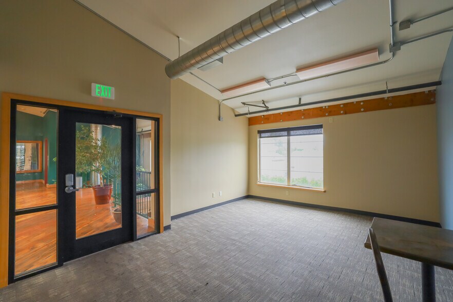 More Photos Of 5110 Tieton Dr, Yakima General Retail For Sale