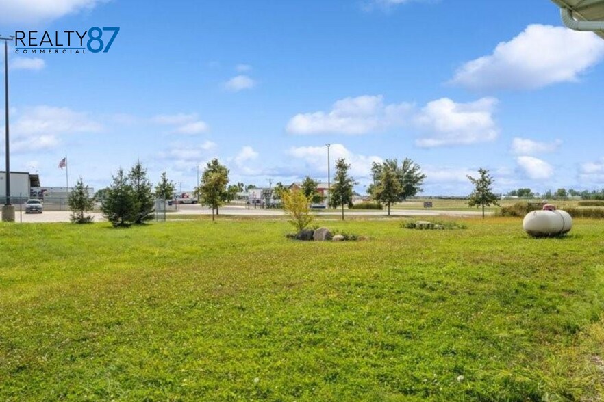 More Photos Of 5358 Hutton Dr, Urbana Industrial For Sale