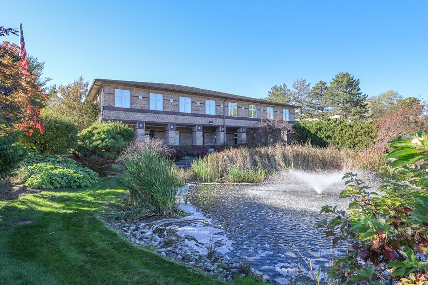 Primary Photo Of 877 Forest Hill Ave SE, Grand Rapids Medical For Lease