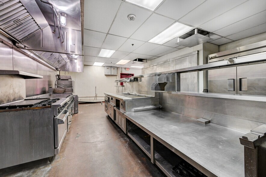 More Photos Of 2100 Fremont St, Las Vegas Restaurant For Sale