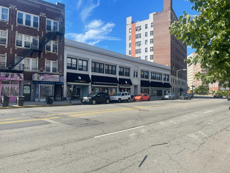 More Photos Of 13-23 N Harrison st, East Orange Flex For Lease