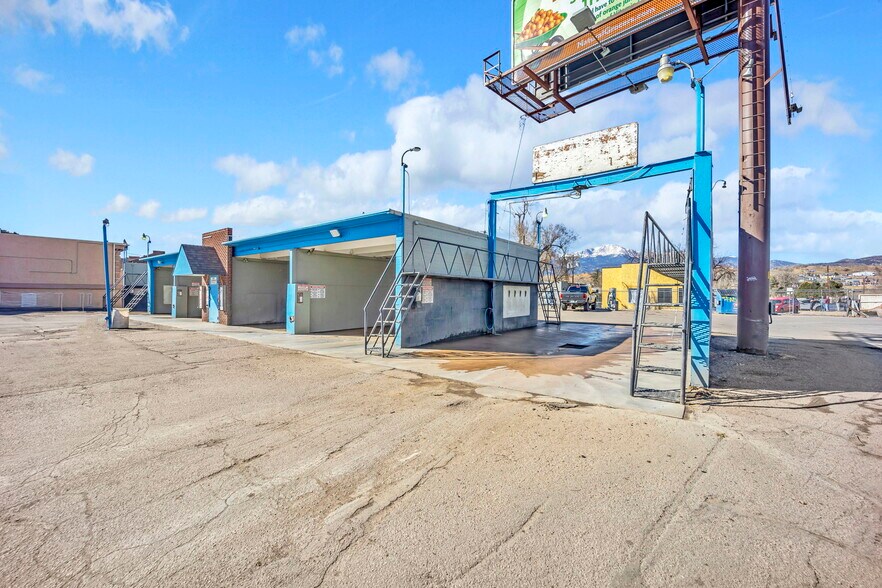 More Photos Of 2938 Beacon St, Colorado Springs Carwash For Sale