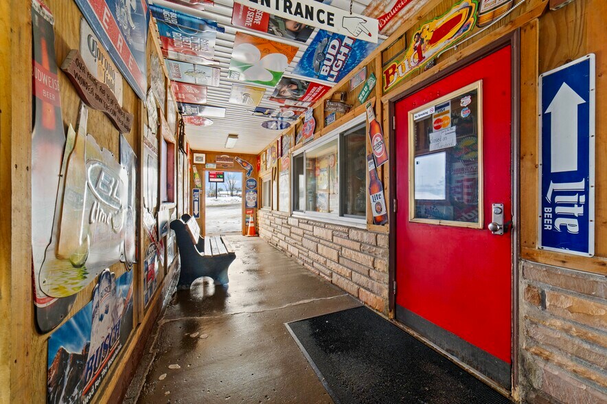 More Photos Of 6516 Old 27 N, Frederic General Retail For Sale