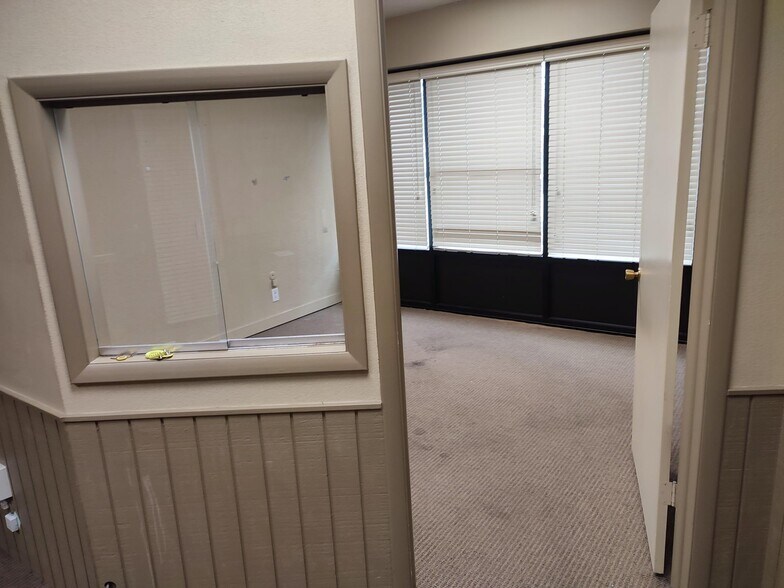 More Photos Of 2427 Jefferson Ave, Ogden Apartments For Lease