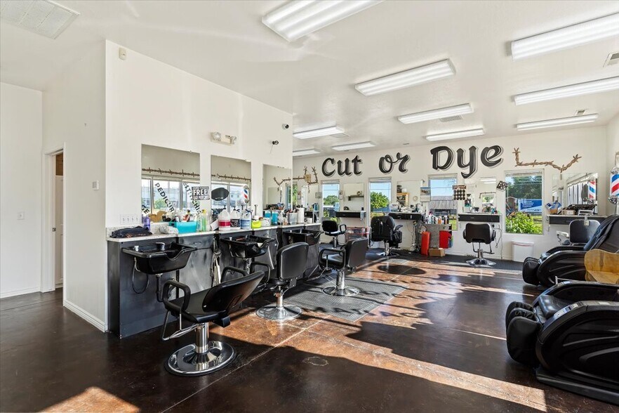 More Photos Of 3775 S 2700 W, West Haven Storefront For Sale