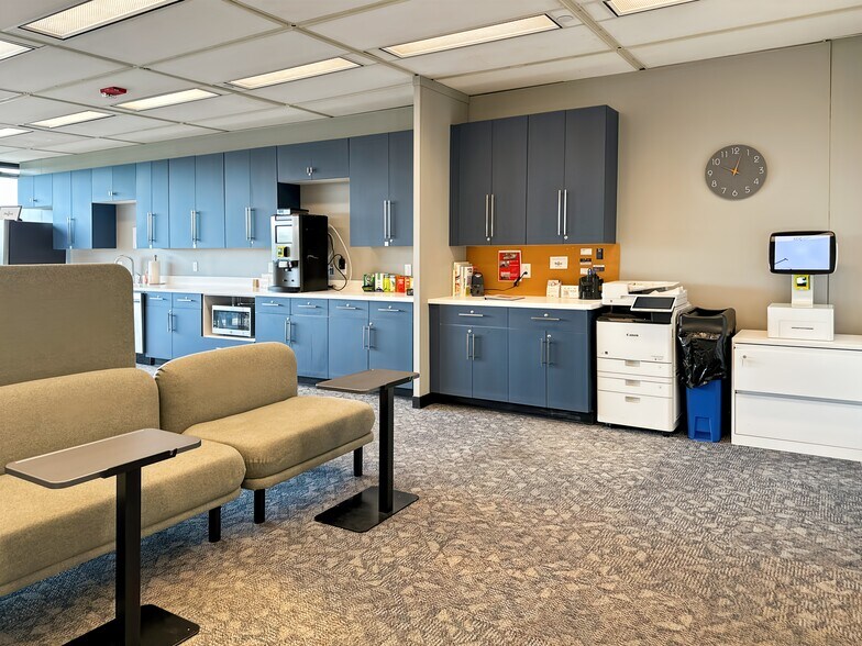 More Photos Of 3499 Blazer Pky, Lexington Coworking Space