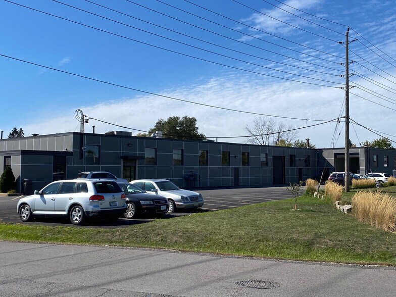 More Photos Of 1783 Mattawa Ave, Mississauga Warehouse For Lease