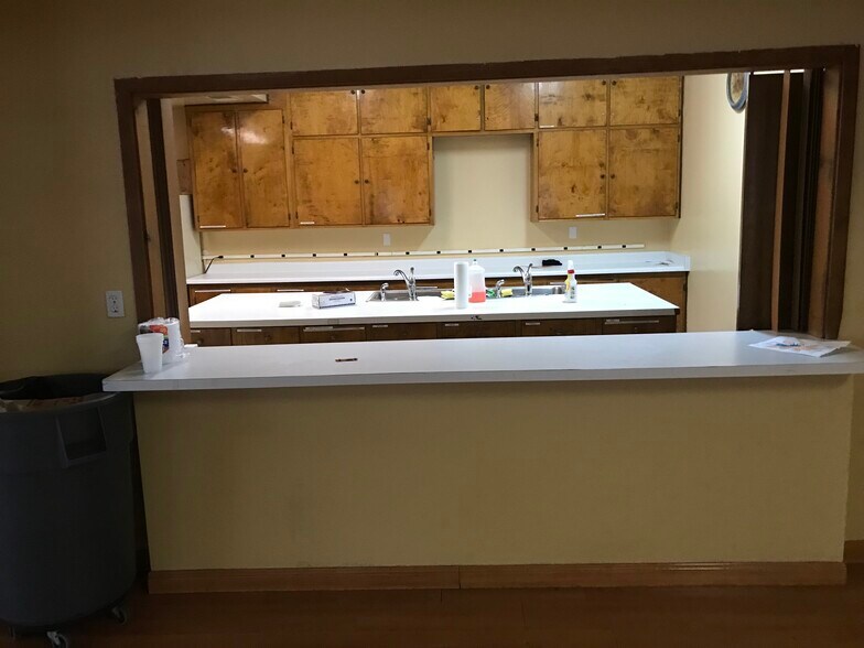 More Photos Of 55 E 18th St, Antioch Religious Facility For Sale