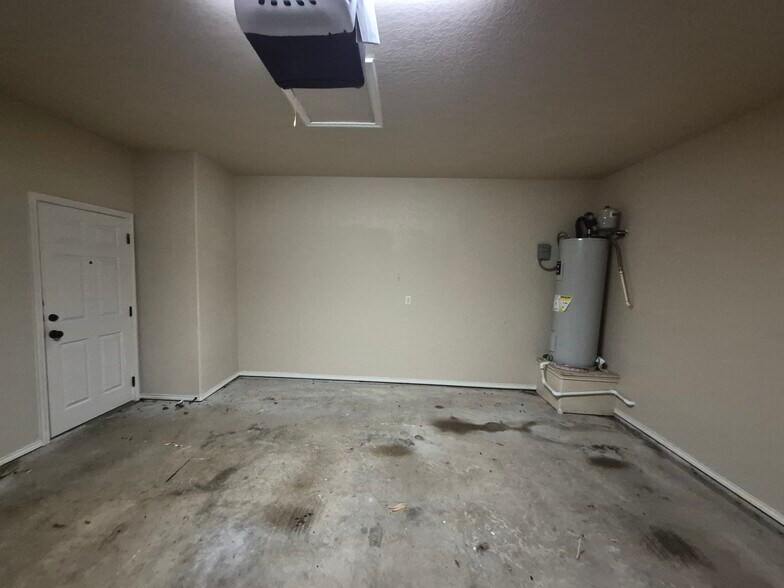 More Photos Of 698 Saengerhalle Rd, New Braunfels Apartments For Sale