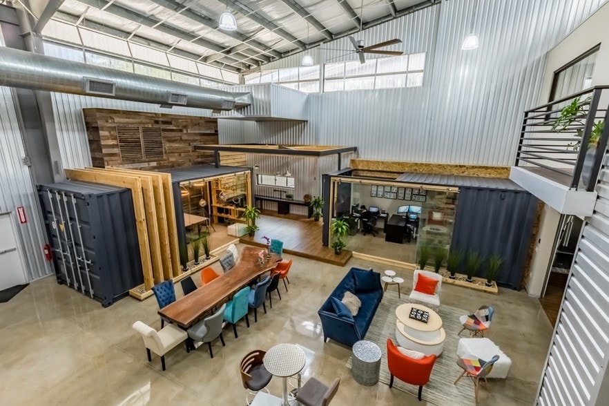 More Photos Of 1310 Rayford Park Rd, Spring Flex For Lease