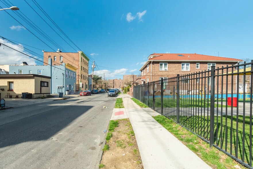 More Photos Of 536-542 N High St, Mount Vernon Apartments For Sale