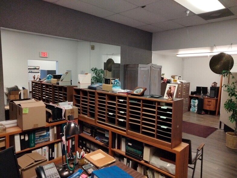 More Photos Of 4125 Market St, Ventura Light Manufacturing For Sale