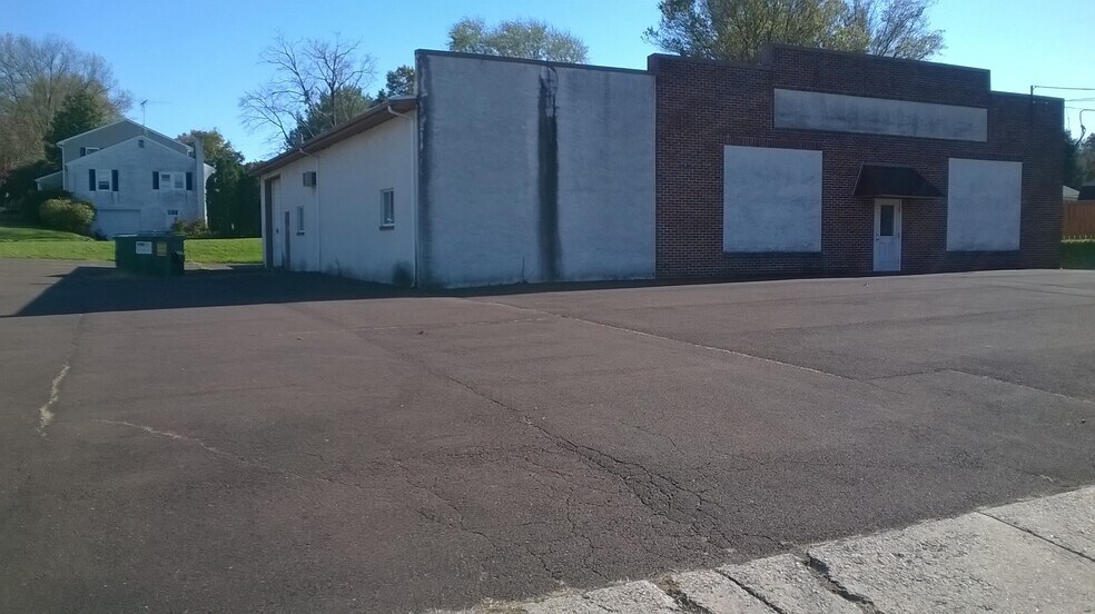 Primary Photo Of 292 Green St, Royersford Industrial For Sale