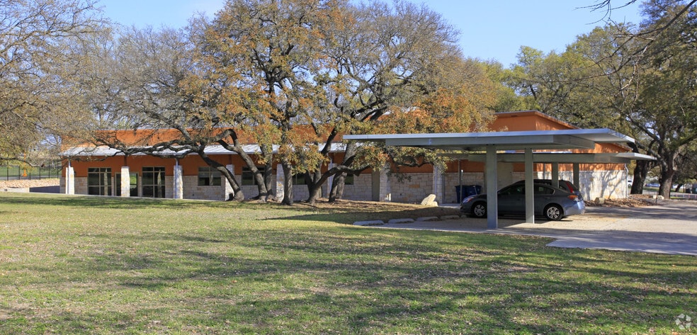More Photos Of 7910 Cameron Rd, Austin Office For Sale