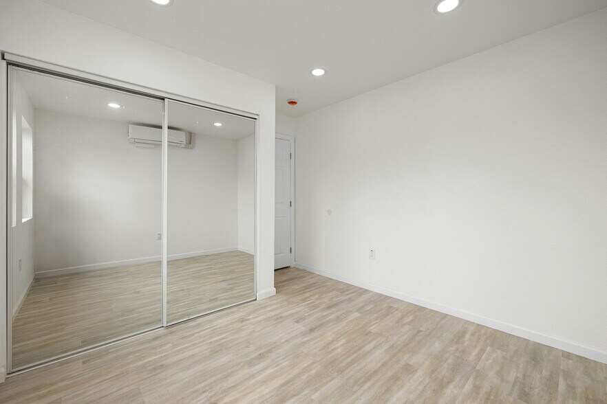 More Photos Of 618 S Van Ness Ave, Santa Ana Apartments For Sale