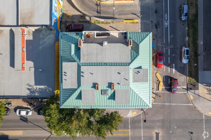 More Photos Of 1324 1st St SW, Calgary Apartments For Sale