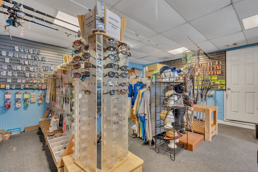 More Photos Of 387 Route 9, Eagleswood Township General Retail For Sale