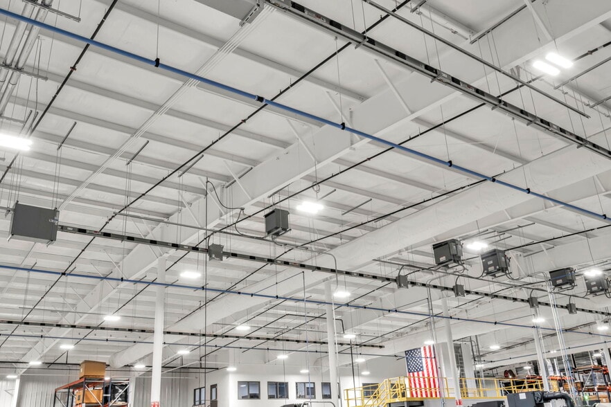 More Photos Of 310 Park Dr, Chardon Warehouse For Sale