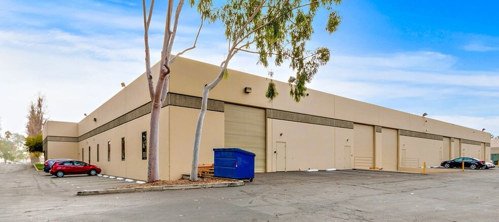 More Photos Of 1980-2000 W Corporate Way, Anaheim Light Manufacturing For Lease