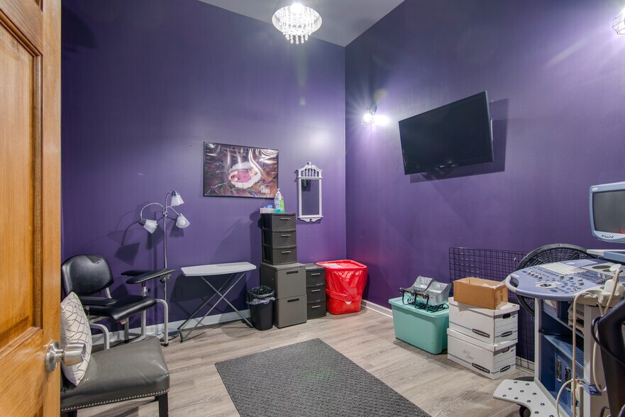 More Photos Of 3390 N State Rd, Davison Medical For Sale