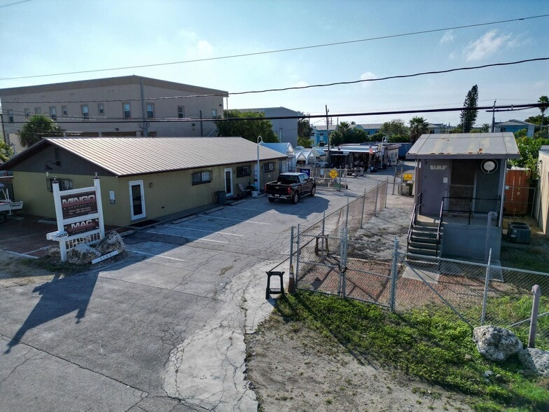 More Photos Of 5580 1st Ave, Key West Office For Sale