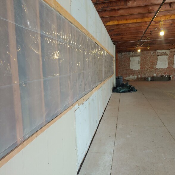 More Photos Of 101-103 S Washington Ave, Wellington Office For Lease