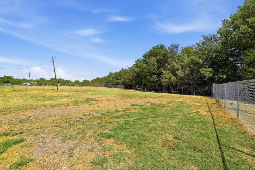 More Photos Of 11540 HWY 69, Whitewright Religious Facility For Sale