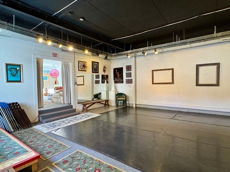 More Photos Of 9 Mill St, Greenfield Freestanding For Sale