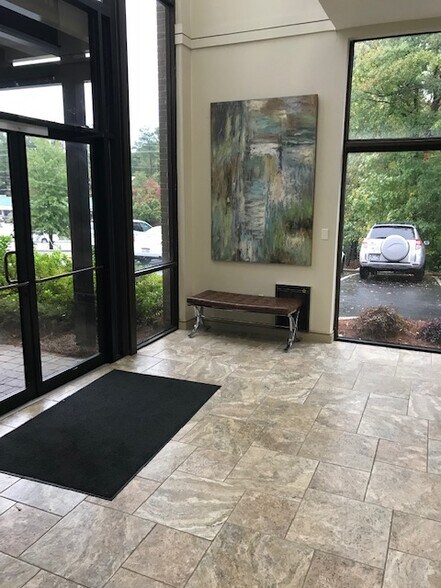 More Photos Of 3100 Lorna Rd, Vestavia Hills Office For Lease