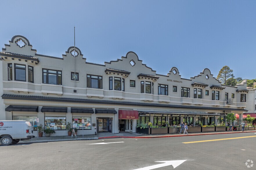 More Photos Of 22 El Portal, Sausalito General Retail For Lease