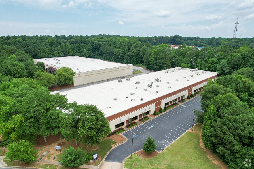 More Photos Of 3645 Southside Industrial Pky, Atlanta Warehouse For Lease