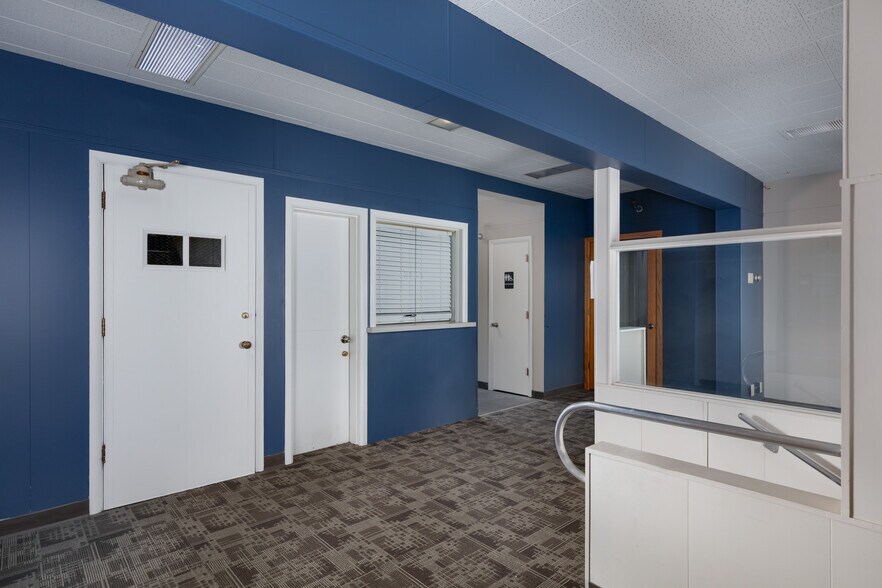 More Photos Of 414 Washington St, The Dalles Office For Sale