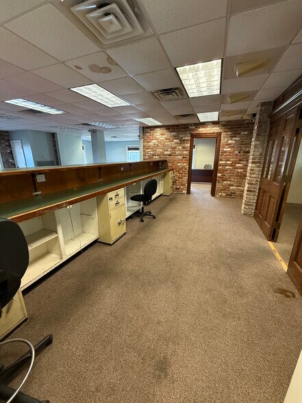 More Photos Of 8796 Greenwell Springs Rd, Baton Rouge General Retail For Sale