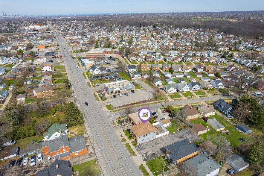 More Photos Of 5203 Turney Rd, Garfield Heights Bar For Sale