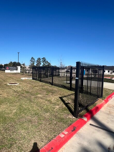 More Photos Of 18924 Kuykendahl Rd, Spring Office For Sale