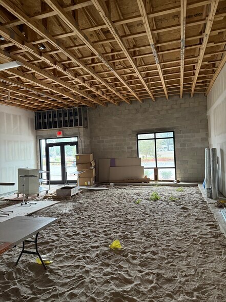 More Photos Of 5083 Little Rd, New Port Richey Medical For Lease