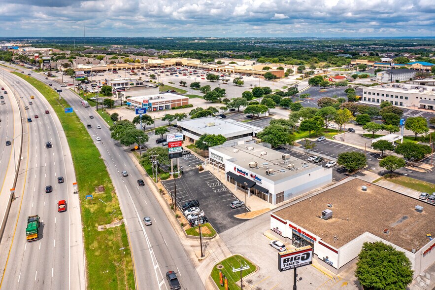 More Photos Of 5755 NW Loop 410, San Antonio Storefront For Lease