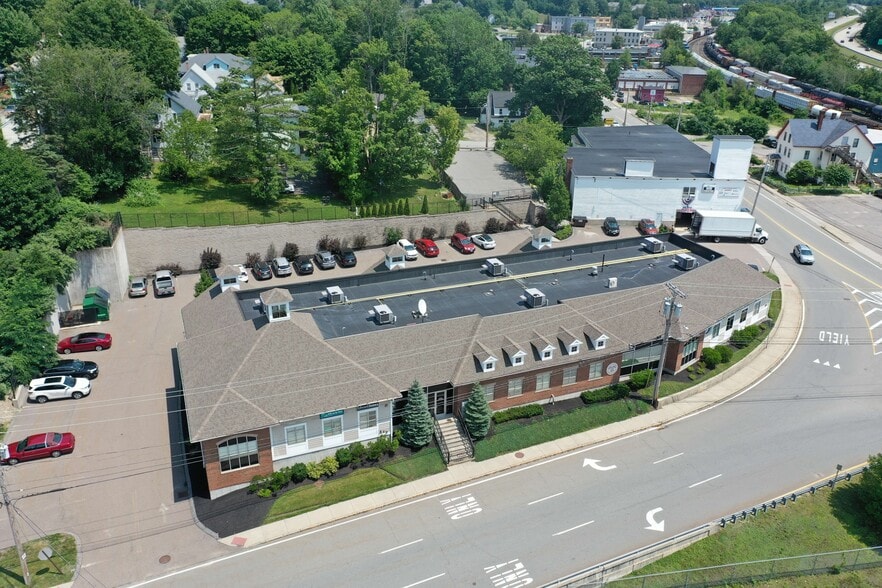 More Photos Of 354 Main St, Gardner Freestanding For Sale