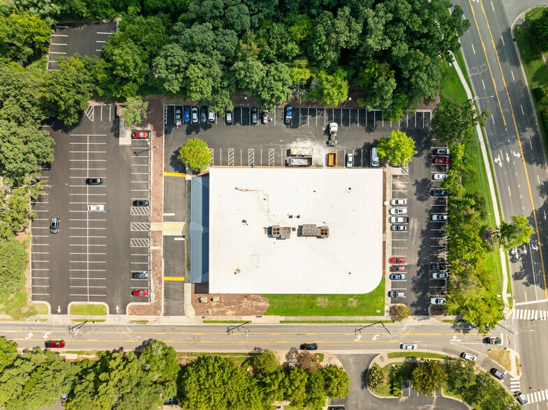 More Photos Of 4020 N Roxboro St, Durham Medical For Lease