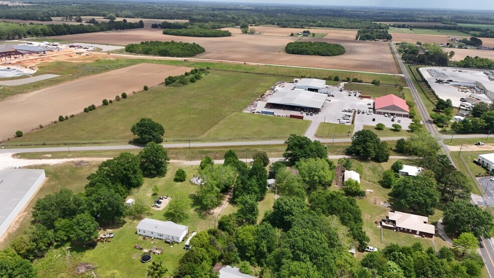 More Photos Of 26532 S Railroad St, Loxley Light Distribution For Sale