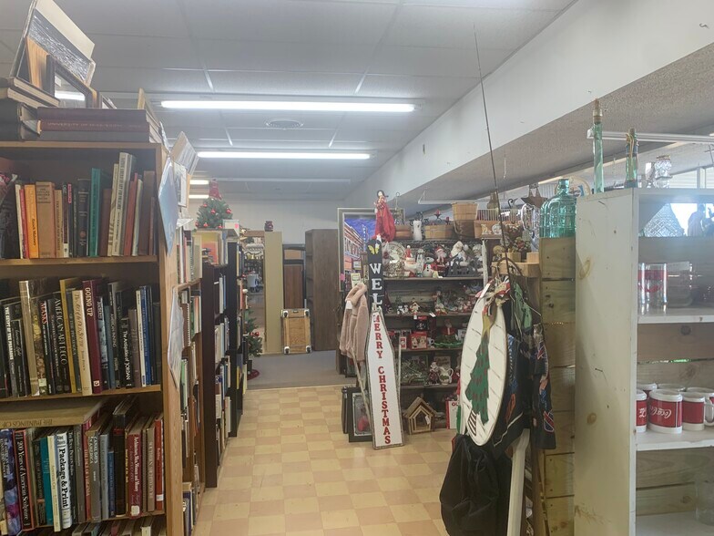 More Photos Of 302 Alabama St, Columbus General Retail For Sale