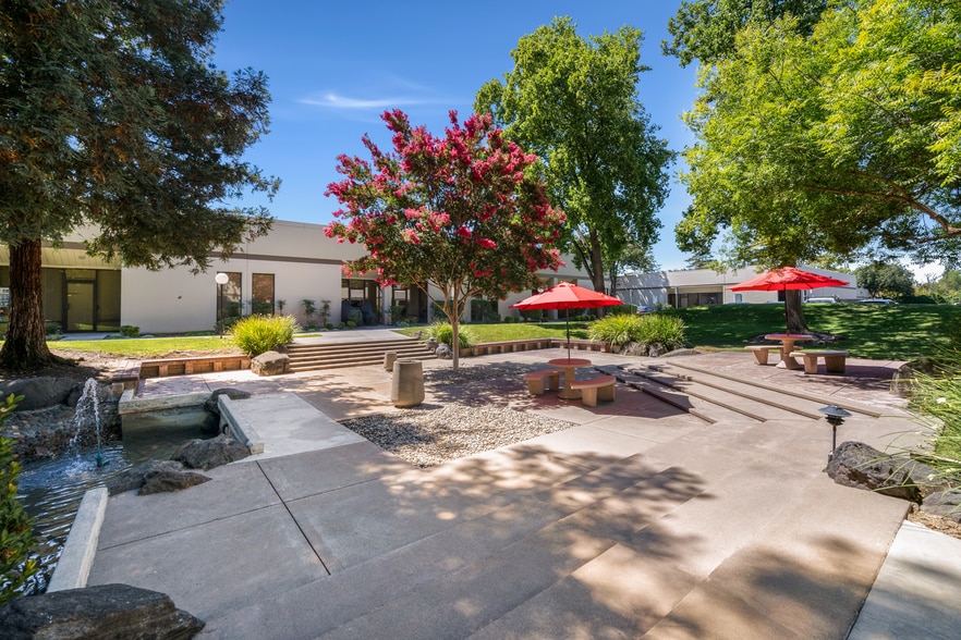 More Photos Of 720-742 Charcot Ave, San Jose Unknown For Lease