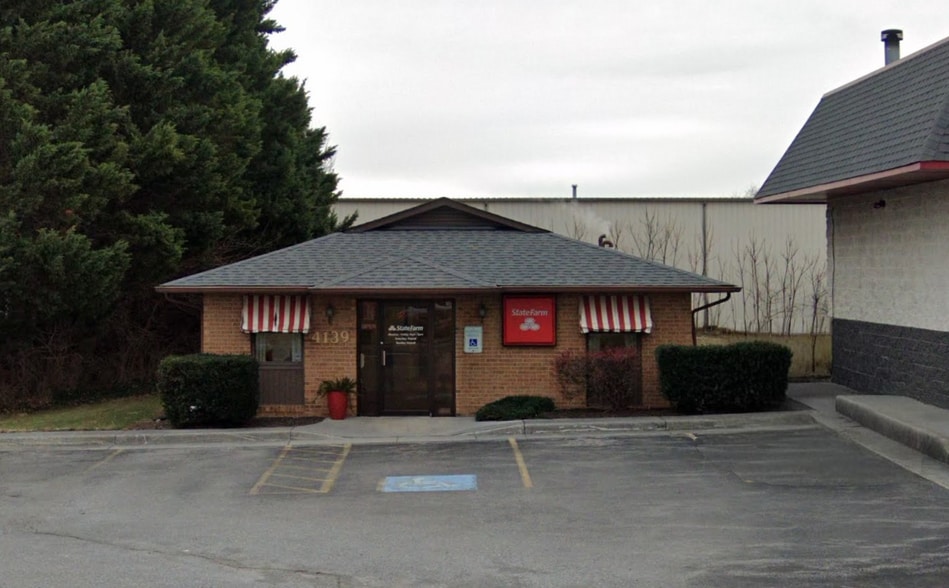 More Photos Of 4141 Valley Pike, Winchester Service Station For Sale