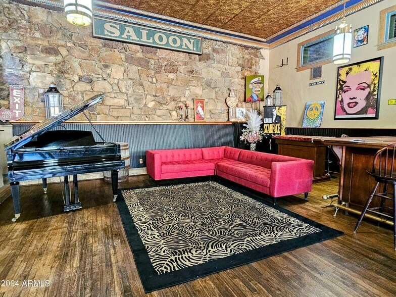 More Photos Of 37-39 Ok St, Bisbee General Retail For Sale