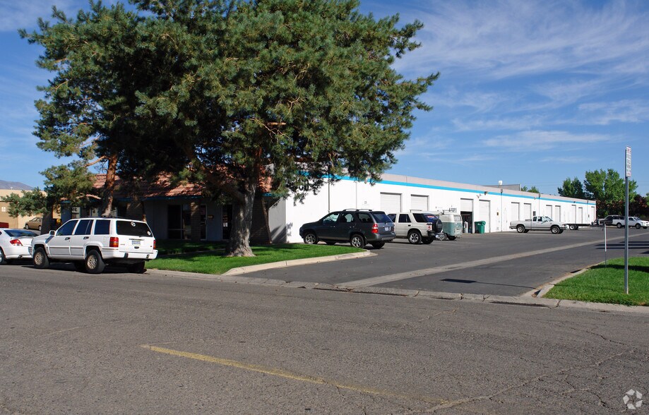 More Photos Of 360 Freeport Blvd, Sparks Warehouse For Lease