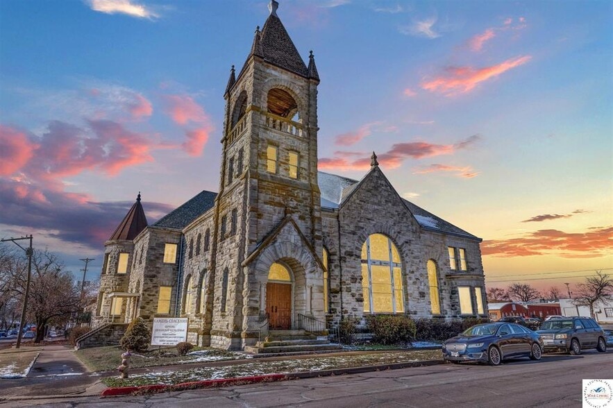 Primary Photo Of 520 Osage Ave, Sedalia Religious Facility For Sale